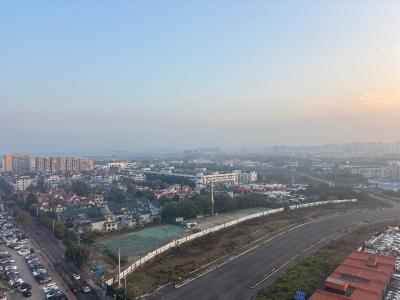 太阳初升2.jpg