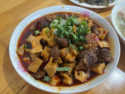 笋子烧牛肉.JPG